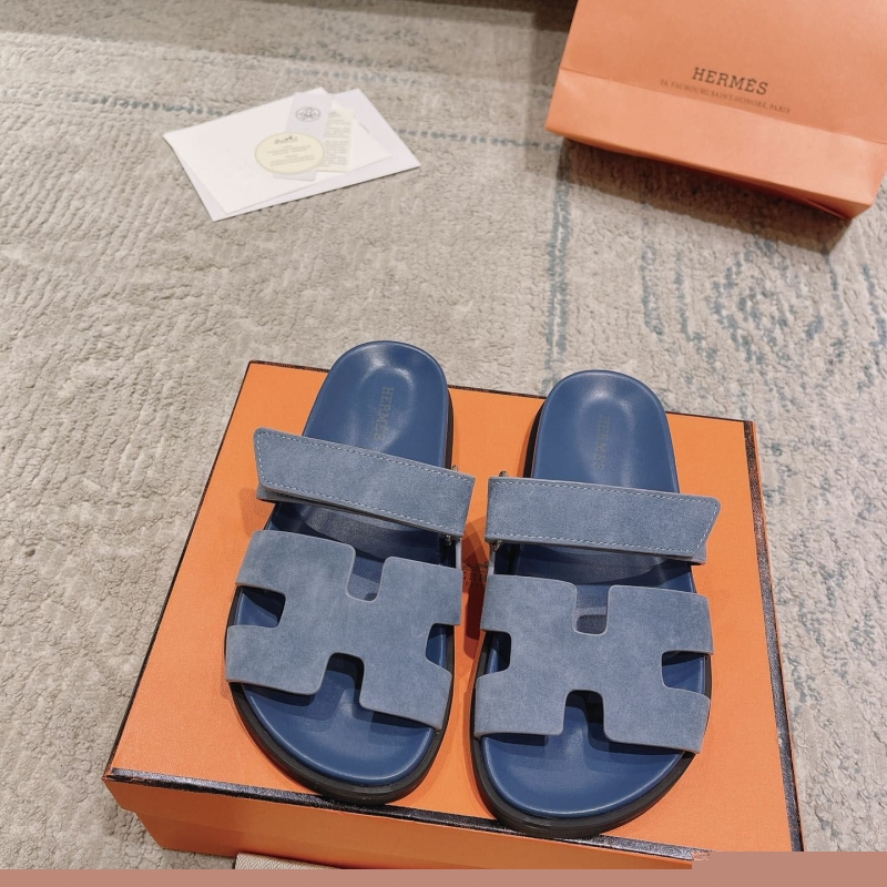 H**mes slippers